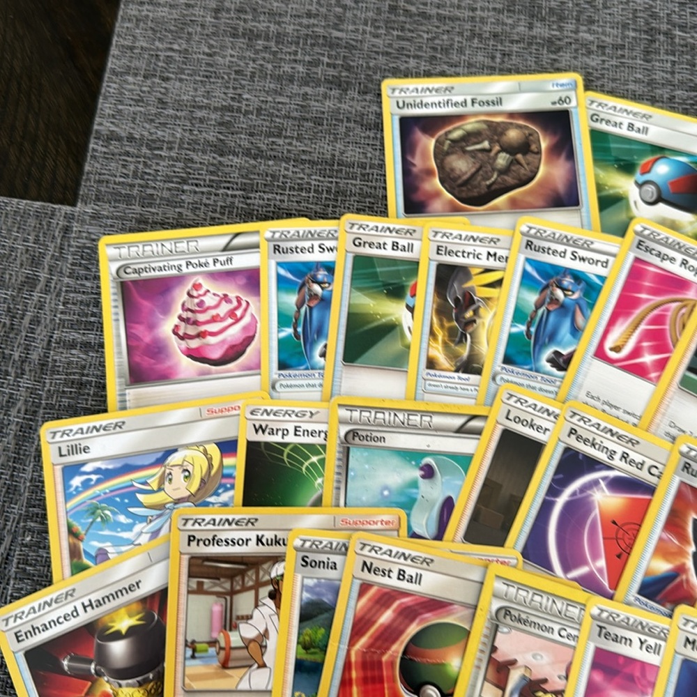 Bundle (37) Pokémon Trading Cards - Picture 4 of 5